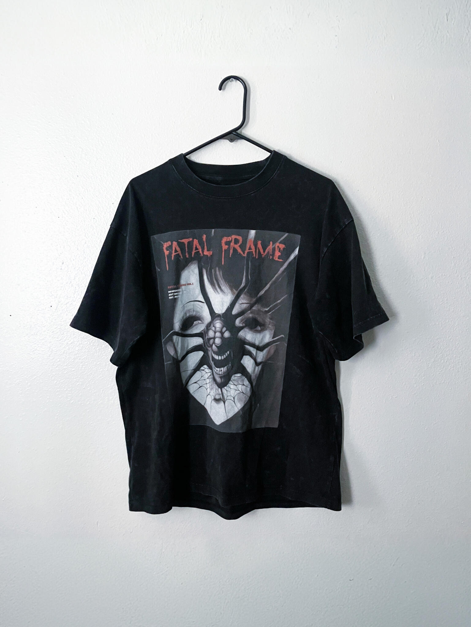 $35 - Facehugger tee